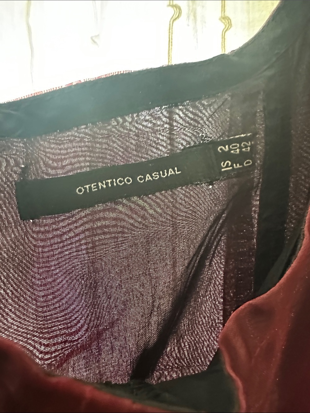 Elegant Burgundy 2000s Midi Dress with Sheer Overlay - Picture 3 of 5
